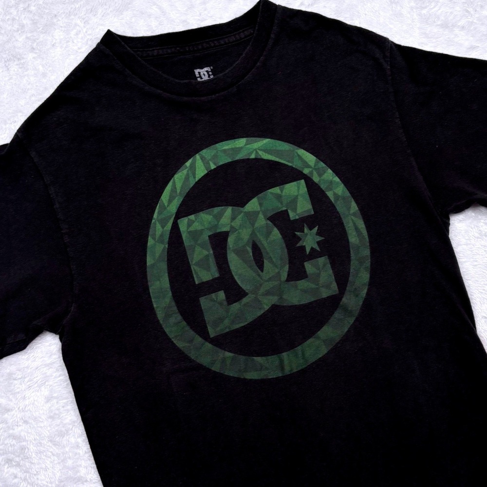 DC Shoes Circle Star Fill T-Shirt Men S (FIT XS) Black Green Faded Skate Street